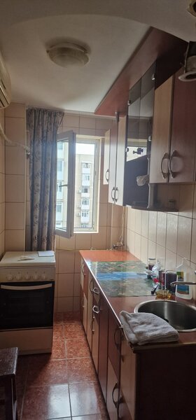 Drumul Taberei, Romancierilor